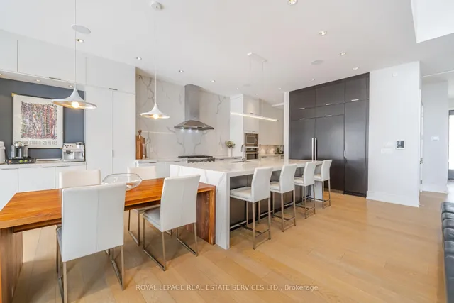 Additional image 16 of 14 Reigate Rd