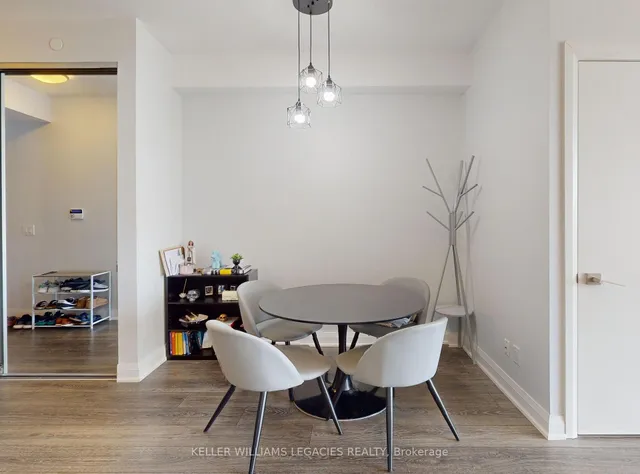 Additional image 18 of 36 Park Lawn Rd Unit 2806