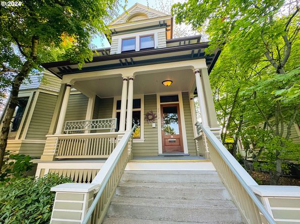 1732 SE Ash St, Portland, OR 97214