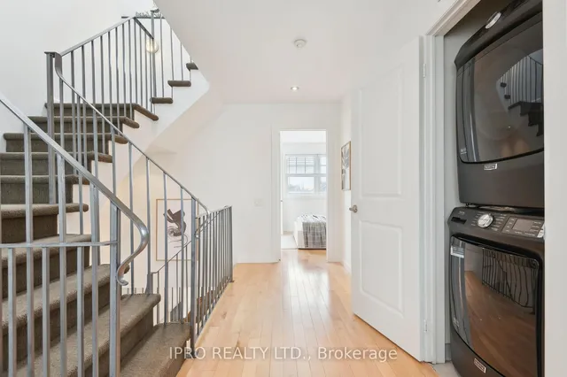 Additional image 24 of 912D Logan Ave