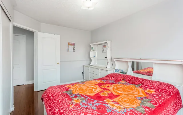 Additional image 25 of 106 Wildberry Cres