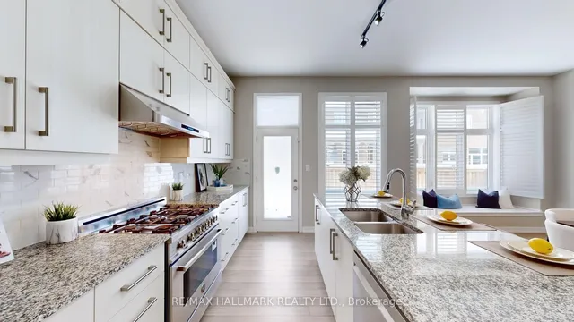 Additional image 18 of 3249 SAVAGE Ave