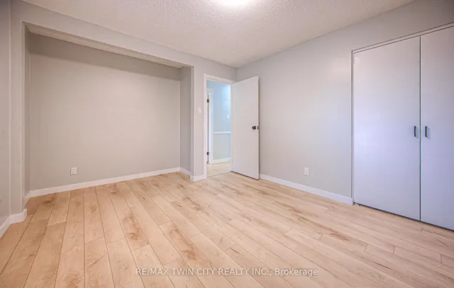 Additional image 21 of 18 Bosworth Cres