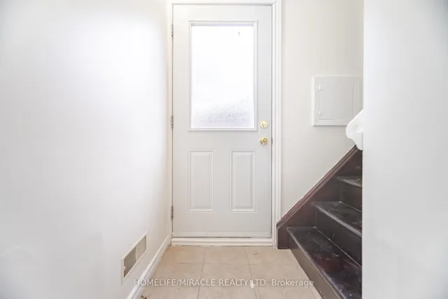 Additional image 16 of 18 Albion Cres