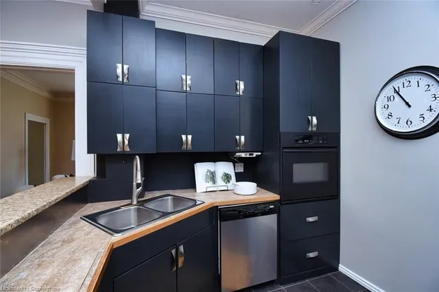 Additional image 13 of 332 King St