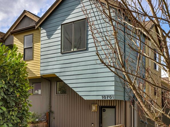 10701 Greenwood Avenue N UNIT D, Seattle, WA 98133