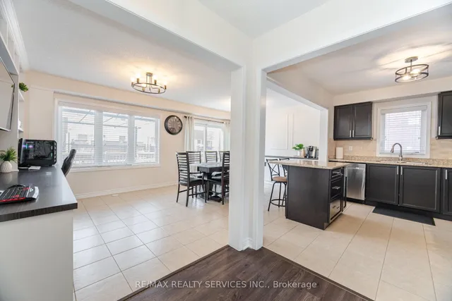 Additional image 11 of 14 Allium Rd