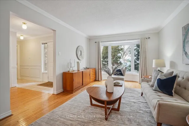 Additional image 5 of 2076 Pelee Blvd