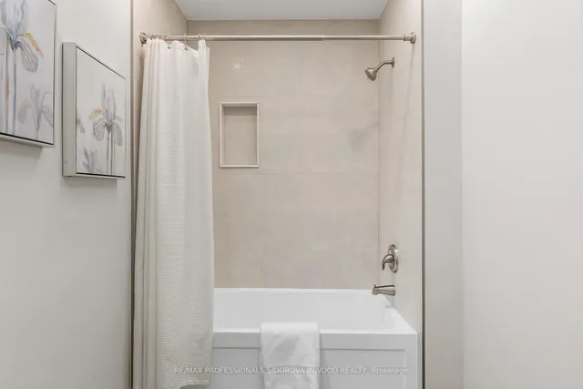 Additional image 23 of 306 Runnymede Rd