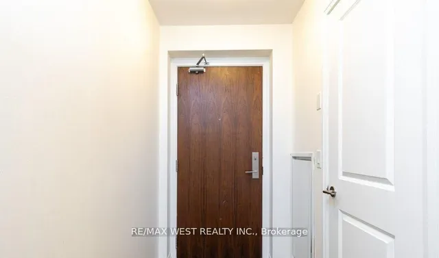 Additional image 3 of 8 Mercer St Unit 1308