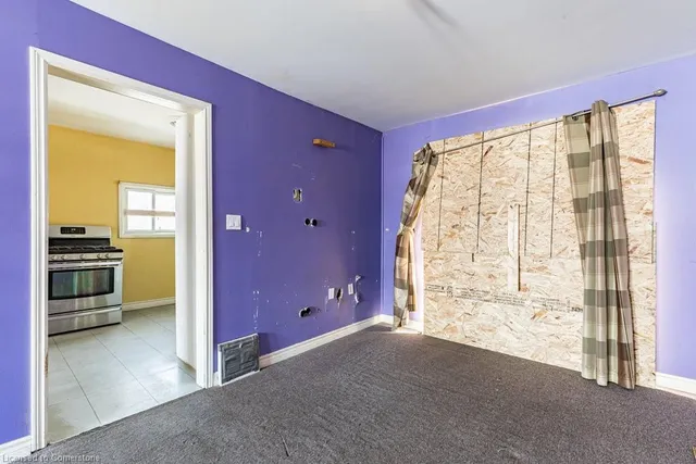 Additional image 38 of 52 Stapleton Ave