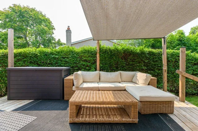 Additional image 38 of 1264 Landfair Cres