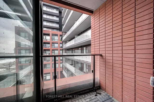 Additional image 25 of 8 Tippett Rd Unit 411