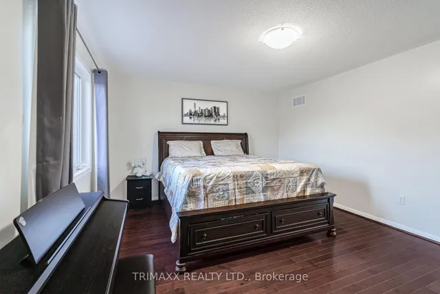 Additional image 38 of 68 Biddens Sq