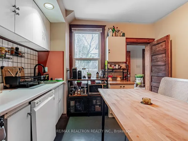 Additional image 28 of 867 Bathurst St