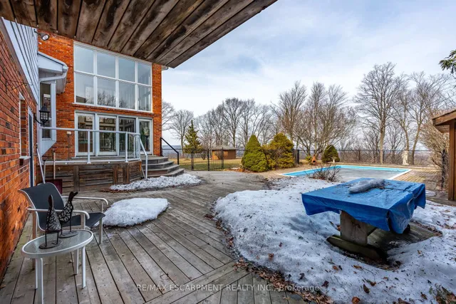 Additional image 45 of 887 MONTGOMERY Dr