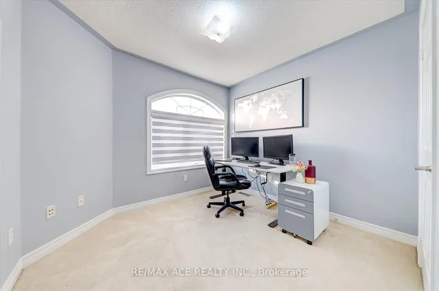 Additional image 28 of 62 Saffron Cres