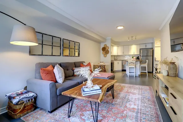 Additional image 26 of 250 Wellington St Unit 237