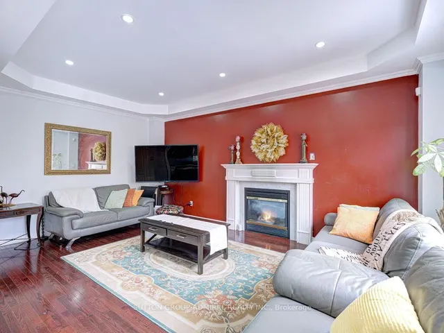 Additional image 15 of 14 Maple Valley St