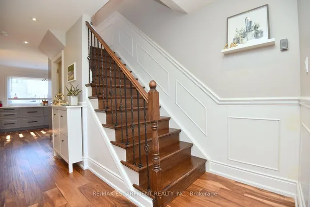 Additional image 21 of 2101 Silwell Crt