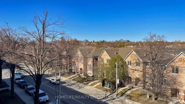 Additional image 41 of 1072 Lansdowne Ave