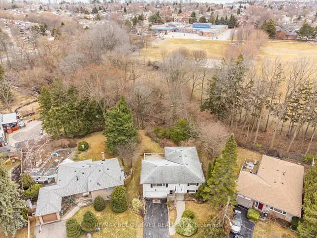 Additional image 45 of 68 Ravine Park Cres