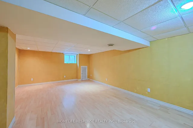 Additional image 29 of 94 YORKVIEW Dr