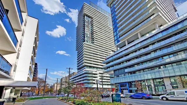Additional image 9 of 185 Roehampton Ave Unit 2501