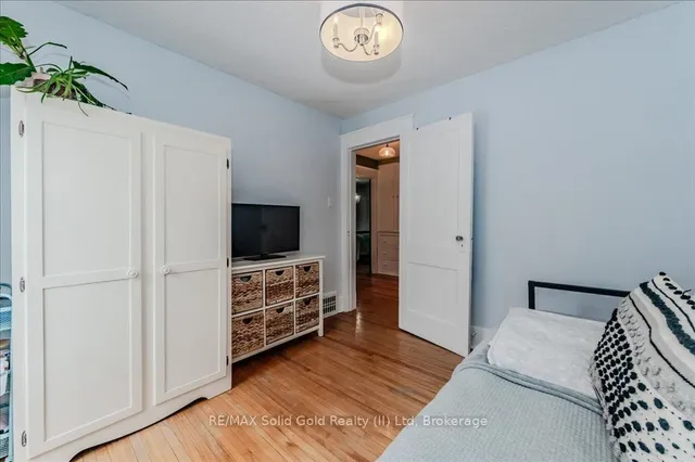 Additional image 20 of 56 Woolwich St