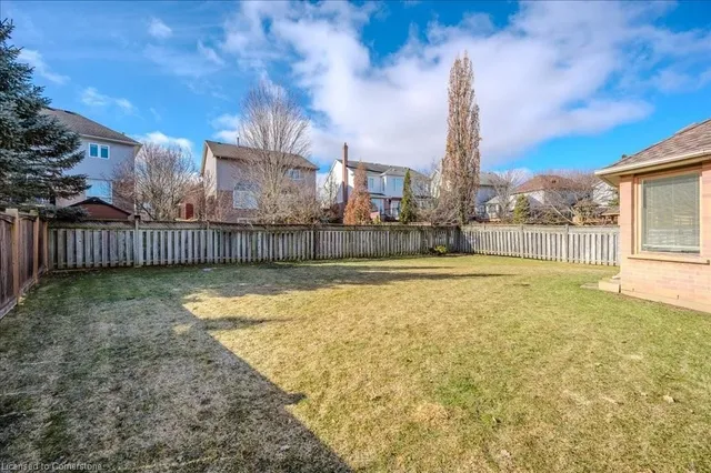 Additional image 49 of 53 Lynnvalley Cres