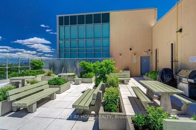 Additional image 20 of 2 Fieldway Rd Unit 313