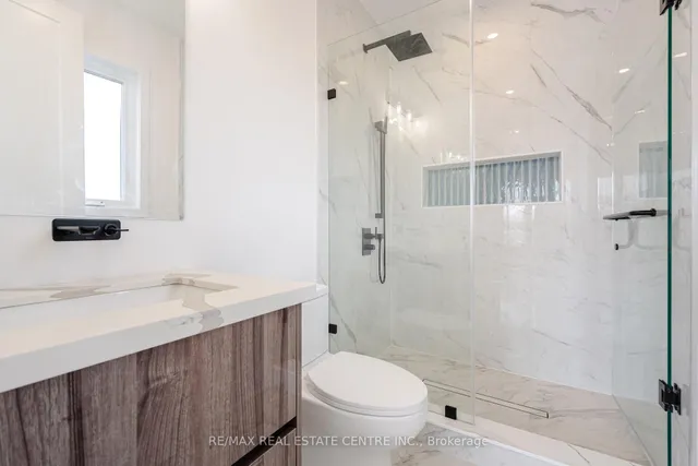 Additional image 29 of 404 Melrose St