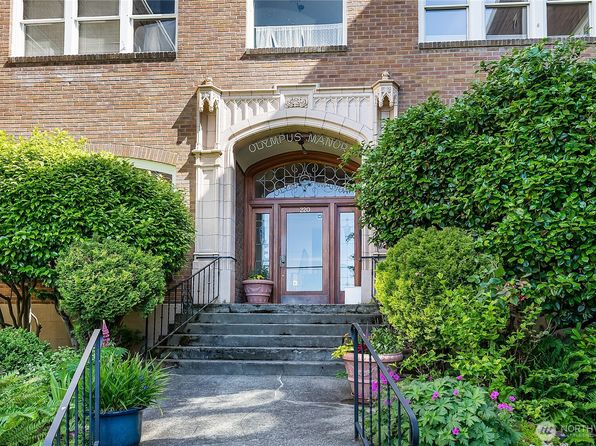 220 W Olympic Place UNIT 105, Seattle, WA 98119
