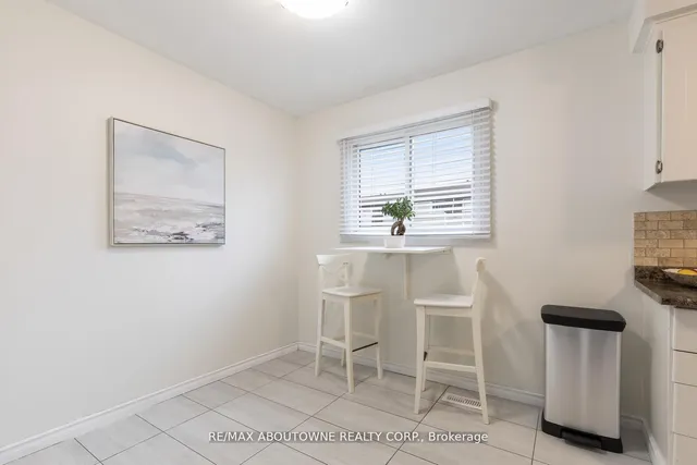 Additional image 18 of 11 Harrisford St Unit 100