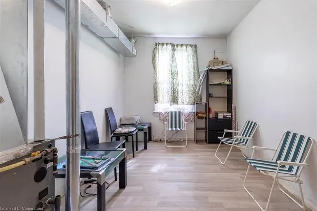 Additional image 12 of 227 Wellington St