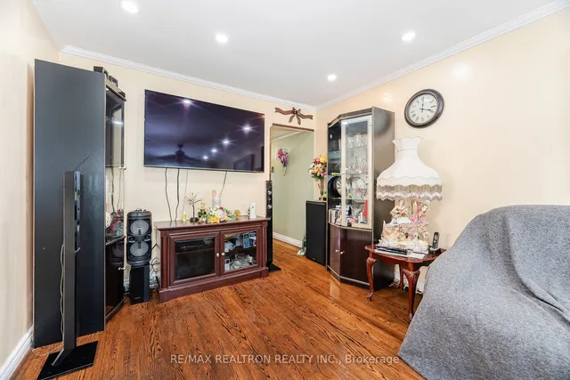 Additional image 15 of 133 Overture Rd