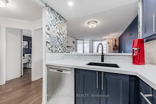 Additional image 18 of 60 Homewood Ave Unit 201