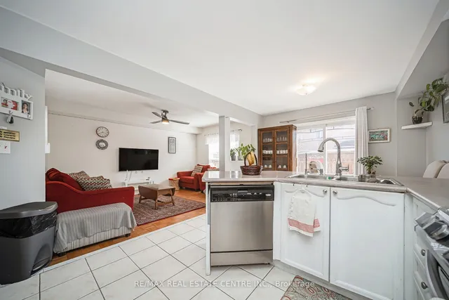 Additional image 12 of 19 Blue Lake Ave