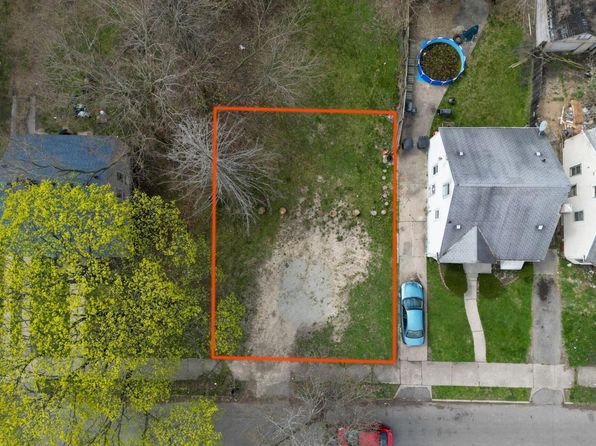 18483 Heyden St, Detroit, MI 48219