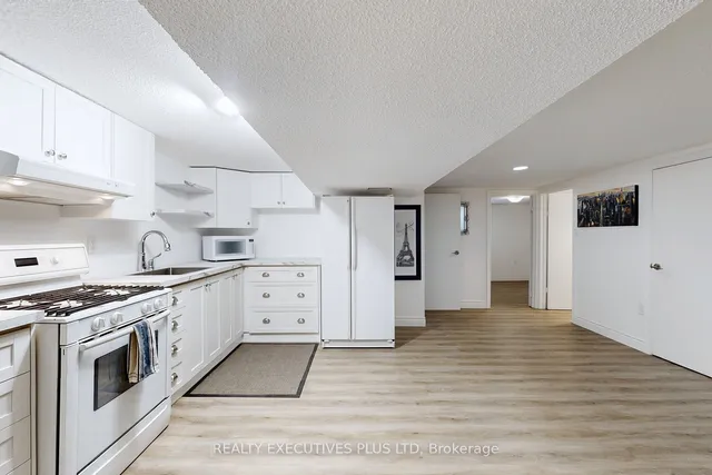 Additional image 22 of 6 Azrock Rd