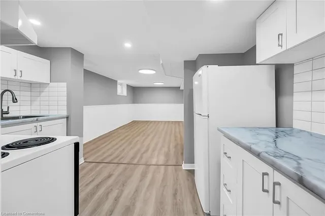 Additional image 45 of 125 Erin Ave