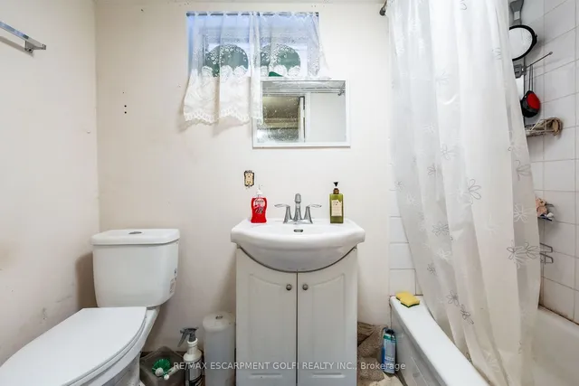 Additional image 35 of 439 KING WILLIAM St