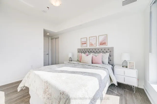 Additional image 28 of 556 Marlee Ave Unit 205