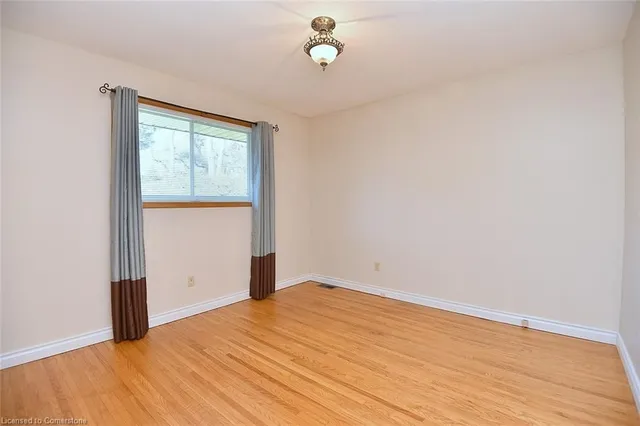 Additional image 27 of 302 Alma Lane