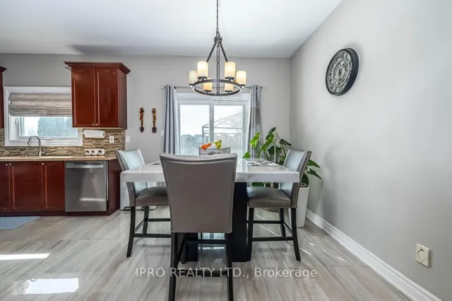 Additional image 15 of 62 Masters Green Cres