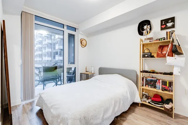 Additional image 12 of 576 Front St Unit 402