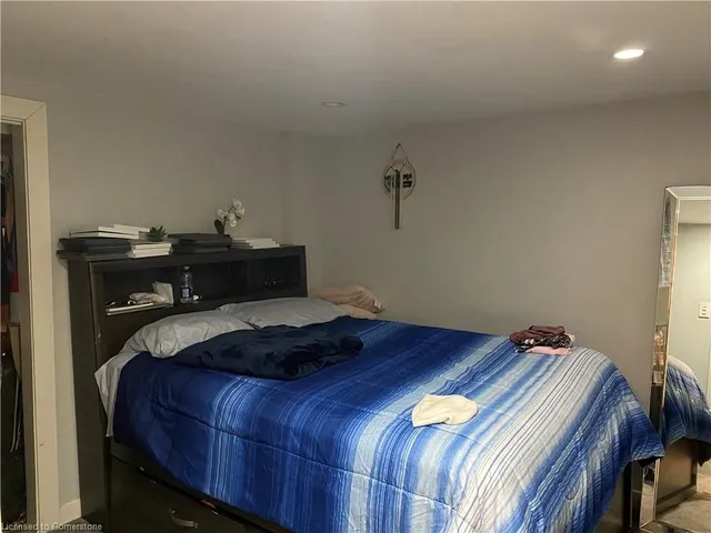 Additional image 14 of 33 Brucedale Ave