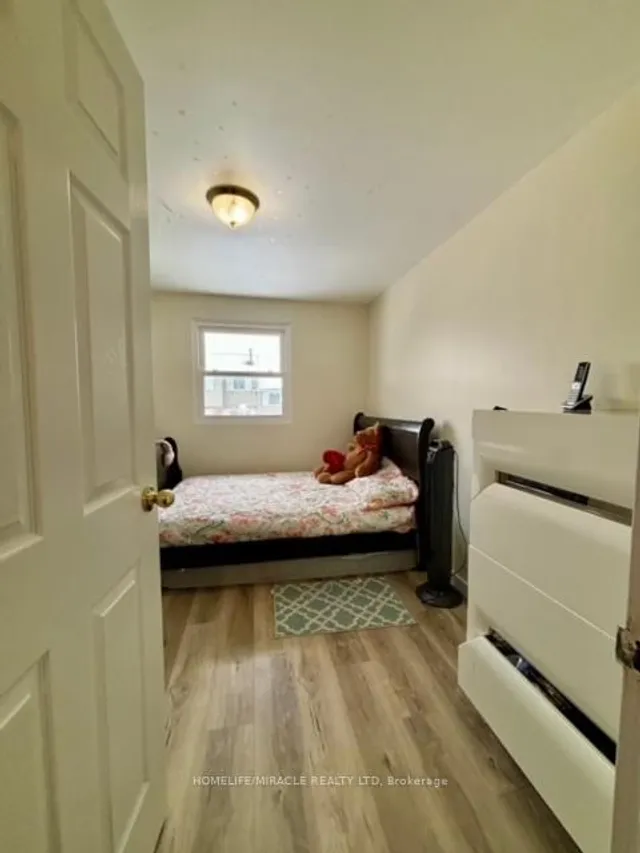 Additional image 29 of 430 Pioneer Dr Unit 6