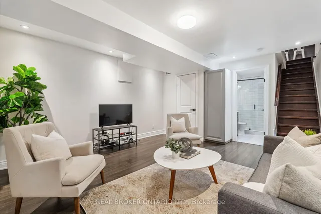 Additional image 32 of 61 Mcmurray Ave