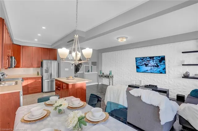 Additional image 14 of 158 Kinsman Dr